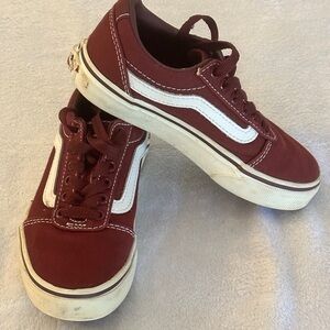 Unisex VANS (little kids) size 11 burgundy lace up